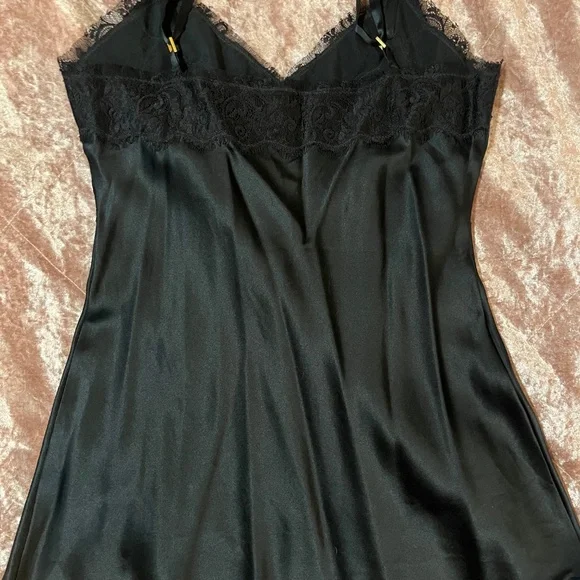 Silk Lace Trim Camisole Like New from Express Design Studio - Picture 3 of 3